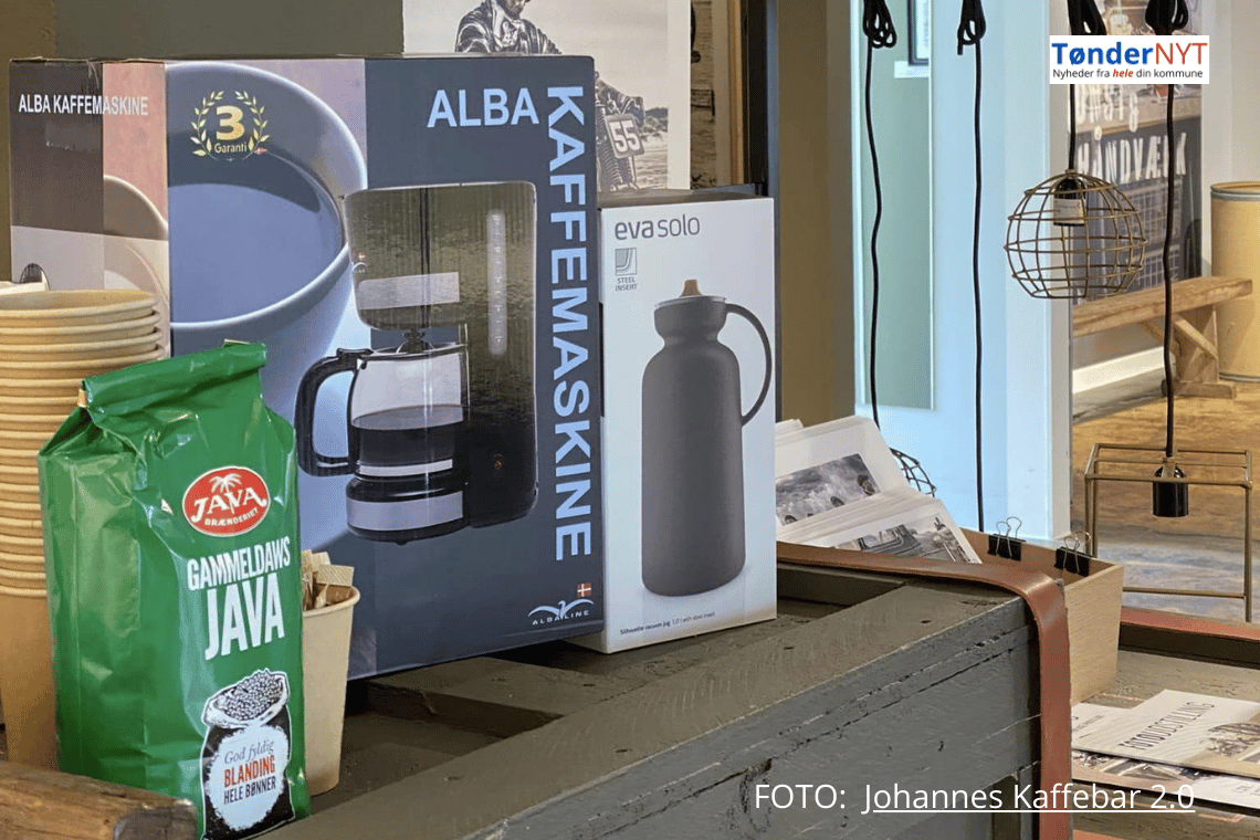 Johannes Kaffebar 2.0 donerer til SAMMEN